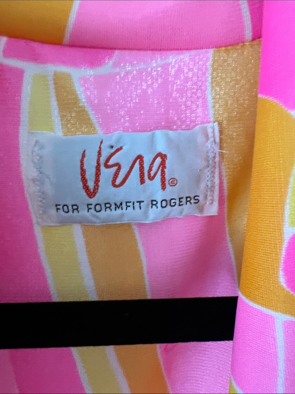 VINTAGE 70s Vera Neumann Formfit Rogers Psychedelic Peignoir Set W Pocket - Picture 8 of 11